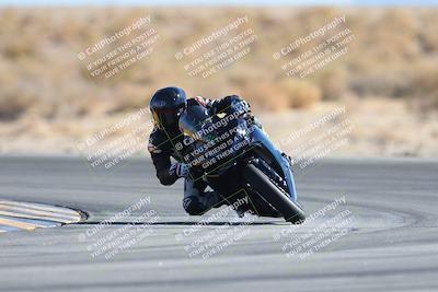 media/Jan-10-2025-CVMA Friday Practice (Fri) [[489e0da257]]/Group 4 and Trackday/Session 4 (Turn 16)/